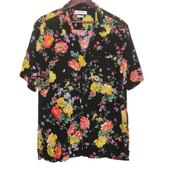 Urban Outfitters Other - Urban Outfitters Hawaiian XL Tropical Multi Colored Floral on Black Rayon Shirt